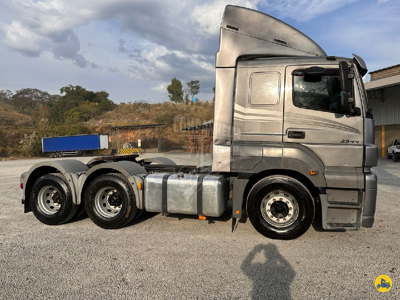 CAMINHAO MERCEDES-BENZ MB 2544 Cavalo Mecânico Cavalo 6x2 Companheiro Caminhões AMPARO SÃO PAULO SP